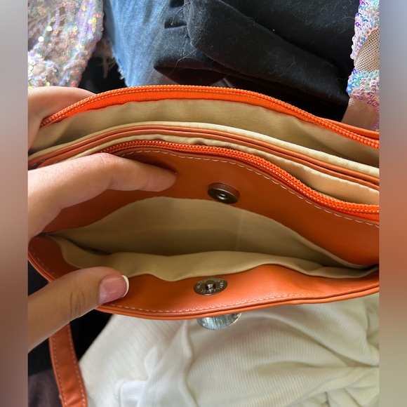 Vintage orange snake skin purse - Picture 8 of 8